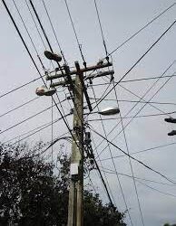 Electricity supply restored after days of disconnection  at  the new   Kejetia Market.