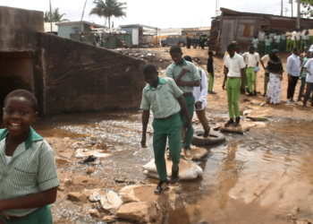 Sepe-Owusu Ansah and Moshie Zongo residents want only bridge connecting the two areas fixed