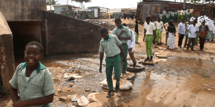 Sepe-Owusu Ansah and Moshie Zongo residents want only bridge connecting the two areas fixed
