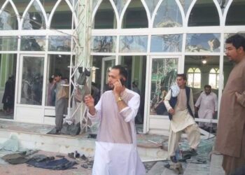 Afghanistan: Explosion strikes Afghan mosque during prayers
