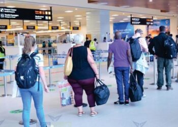 Government extends temporary travel restriction on South Korea to Feb. 3