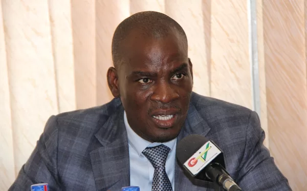 Minority leader demands NIA boss appear before Parliament